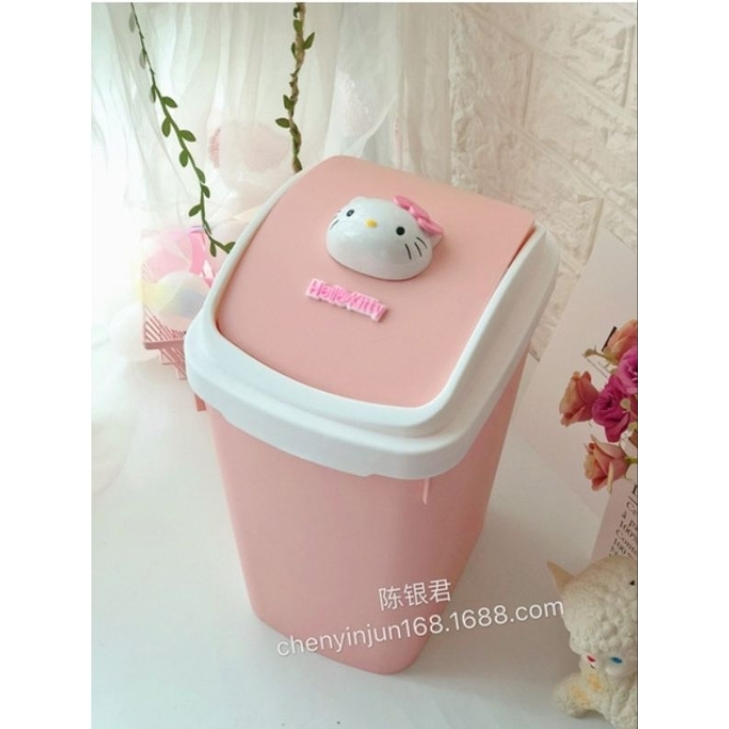 Tempat sampah Hello Kitty // Tempat sampah  Hello Kitty // Tempat sampah pink.Hello Kitty // Tempat 