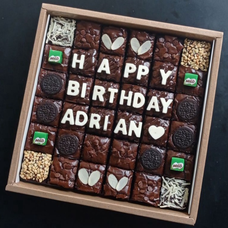 

DQC922 COD TERMURAH FUDGY BROWNIES ULTAH CUSTOM