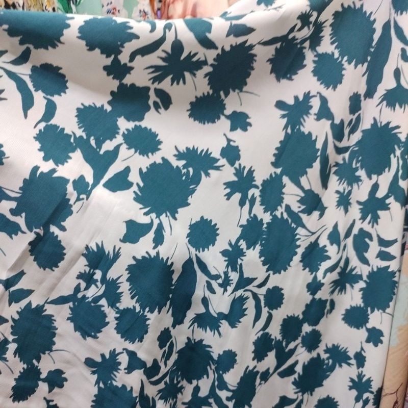 Kain babysilk motif - kain silk premium  - dior silk - kain tunik