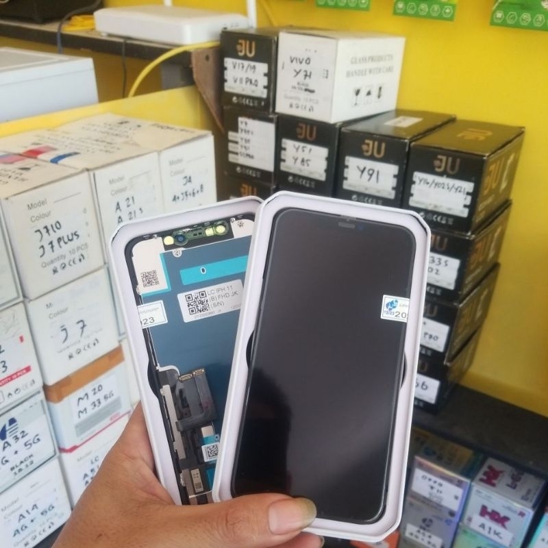 LCD IPHONE 11 LIFE FUTURE