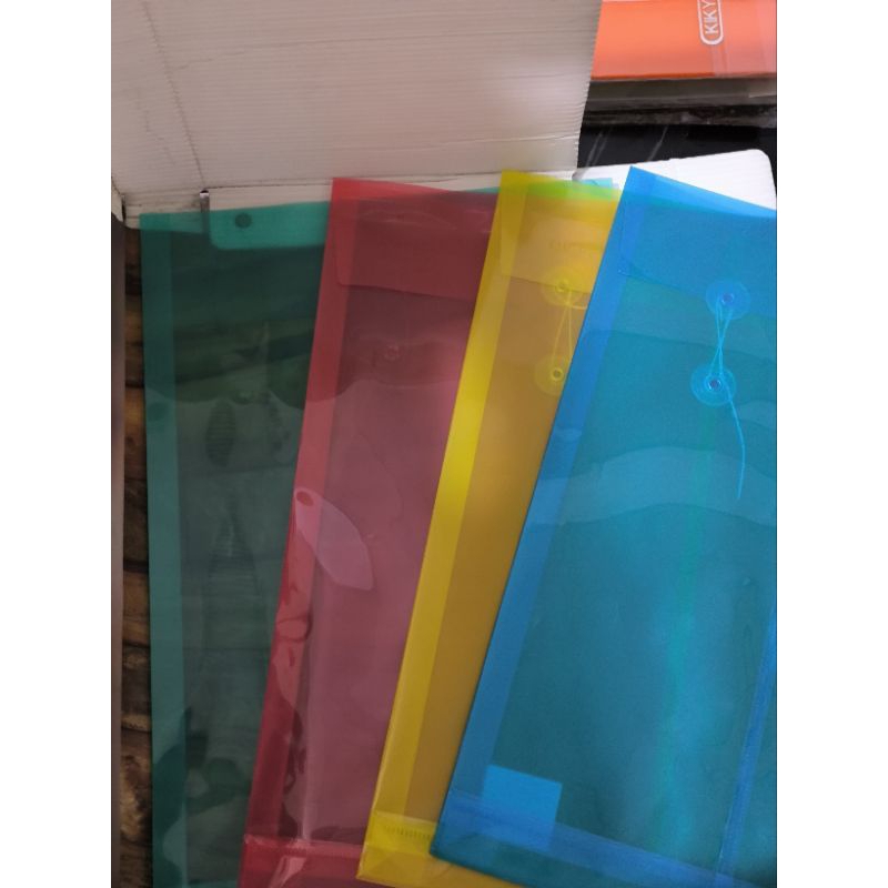 

Map Tali plastik warna traparan Folio(Merah,Kuning,Hijau,Biru)