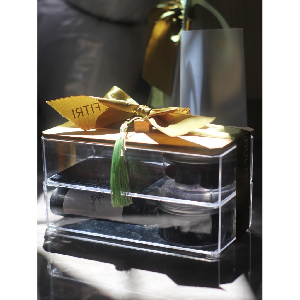 

Isha Lebaran Hampers