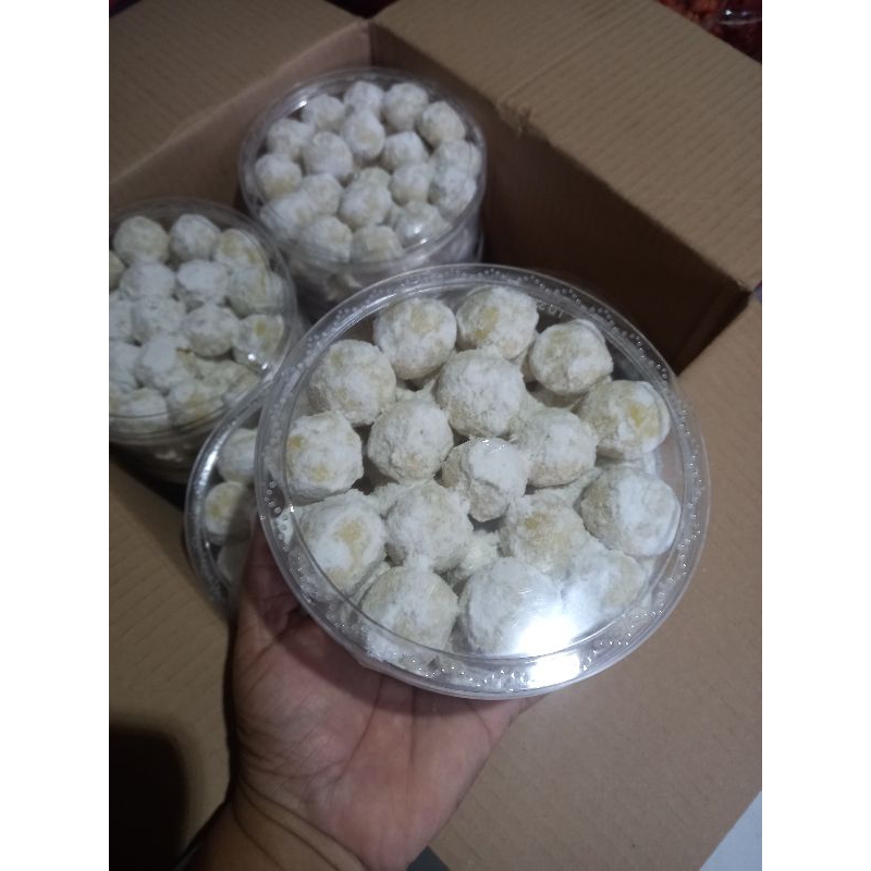 

kue salju netto 500gr