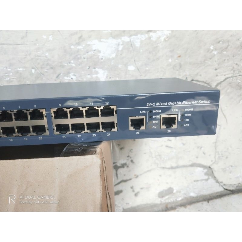 hub 24 port + 2 port gigabit
