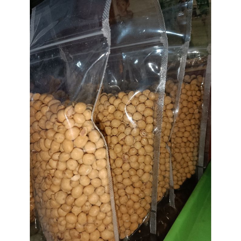 

Kacang Atom 200 gram