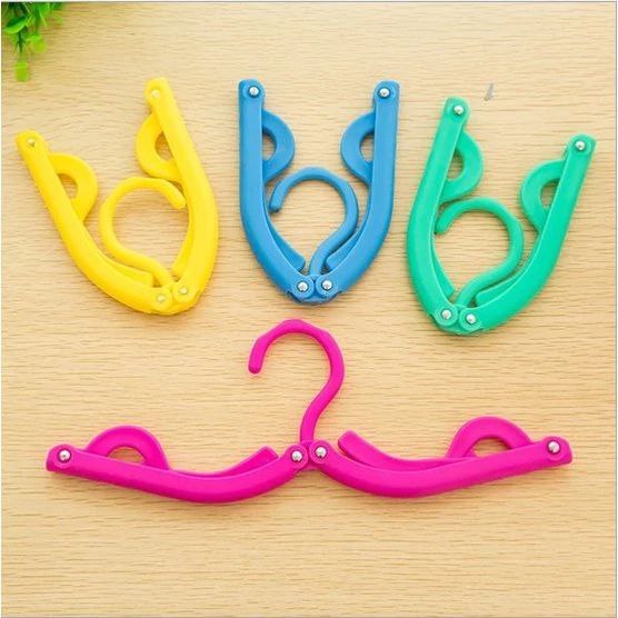 Hanger Baju Lipat / Hanger Baju Mini Lipat / Hanger Baju Lipat Praktis / Hanger Baju Plastik Warna W
