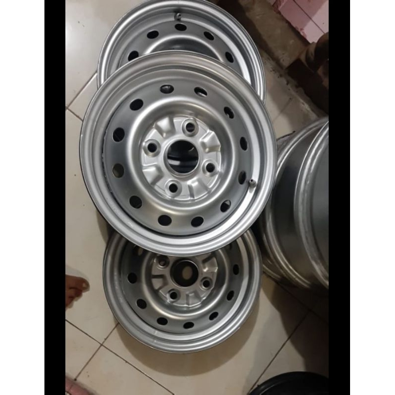 Velg original futura t120ss R13 pcd 4x114 mulus tubles