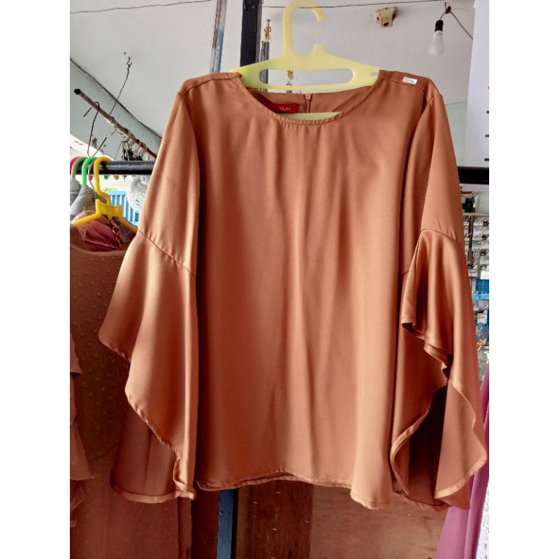 (preloved) safha blouse by Dauky