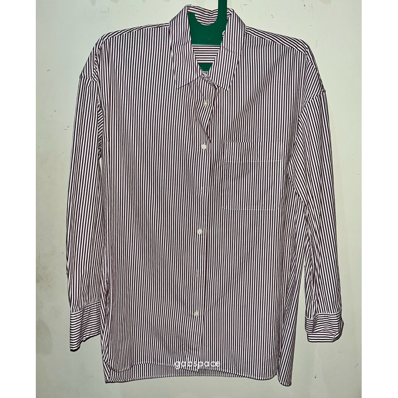 [PRELOVED] Kemeja Wanita Uniqlo Lengan Panjang Garis-garis Merah Wine Original | Baju Formal Perempu