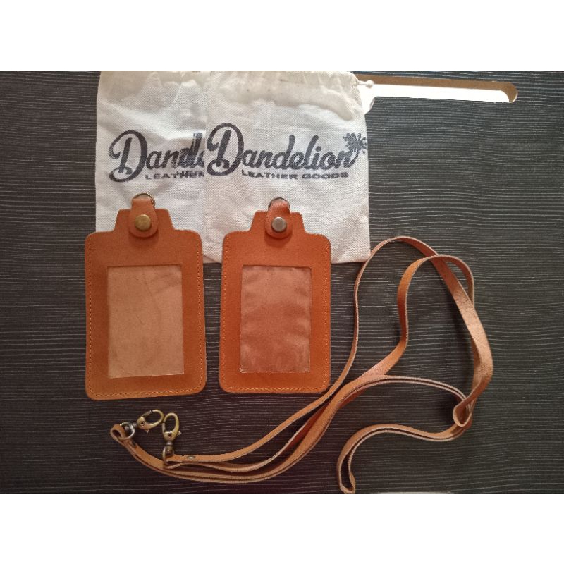 

Lanyard/ID Card Kulit Asli Dandelion Leather