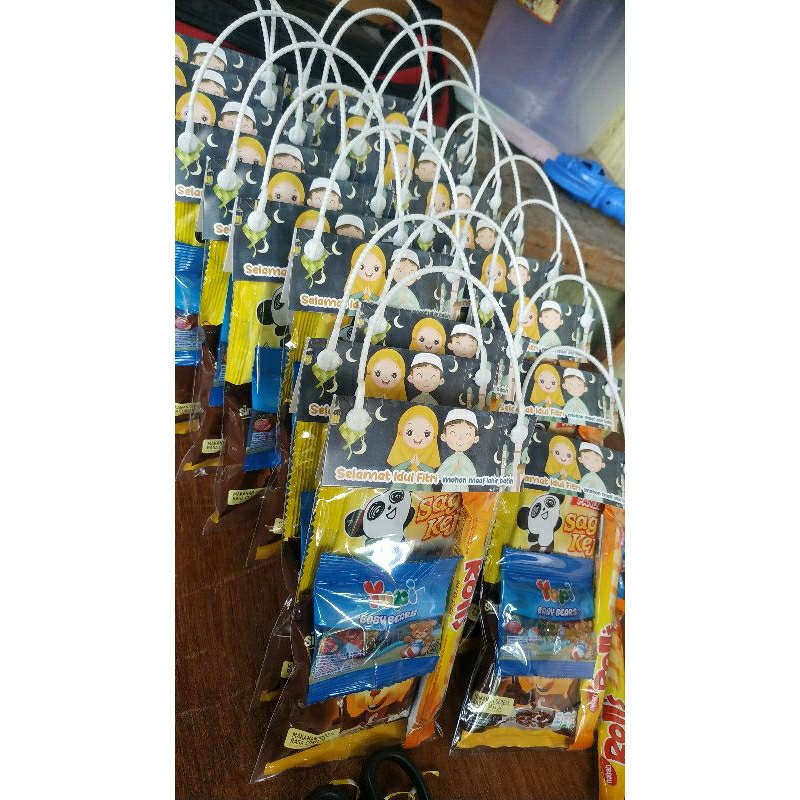 

Snack lebaran 10.000