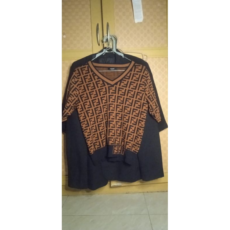 Kaos Fendi Rajut