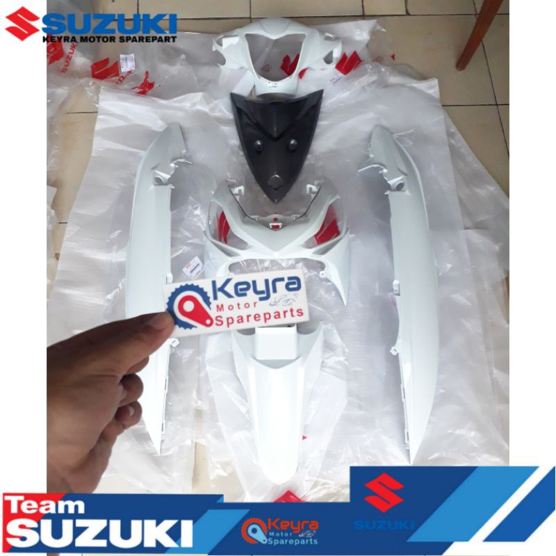 COVER BODY SET HALUS SUZUKI ADDRESS PUTIH ASLI ORIGINAL SUZUKI SGP