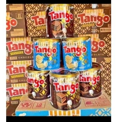 

TANGO WAFER KALENG 270gr