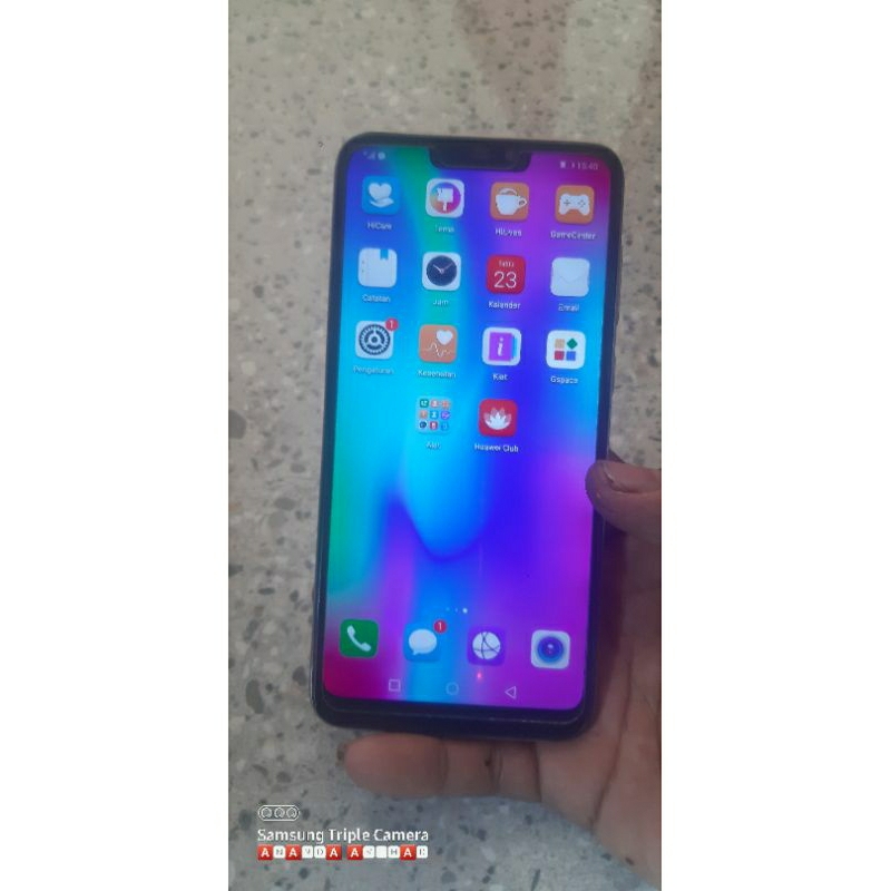 Huawei Honor 8c ram 4/32gb