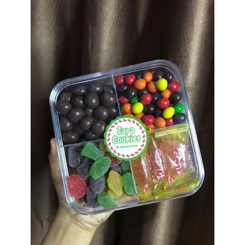 

chocolate & candy tray 4 sekat