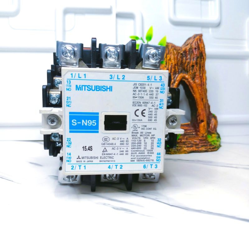 Kontaktor/Contactor sn95 sn-95 sn 95 220volt 150A
