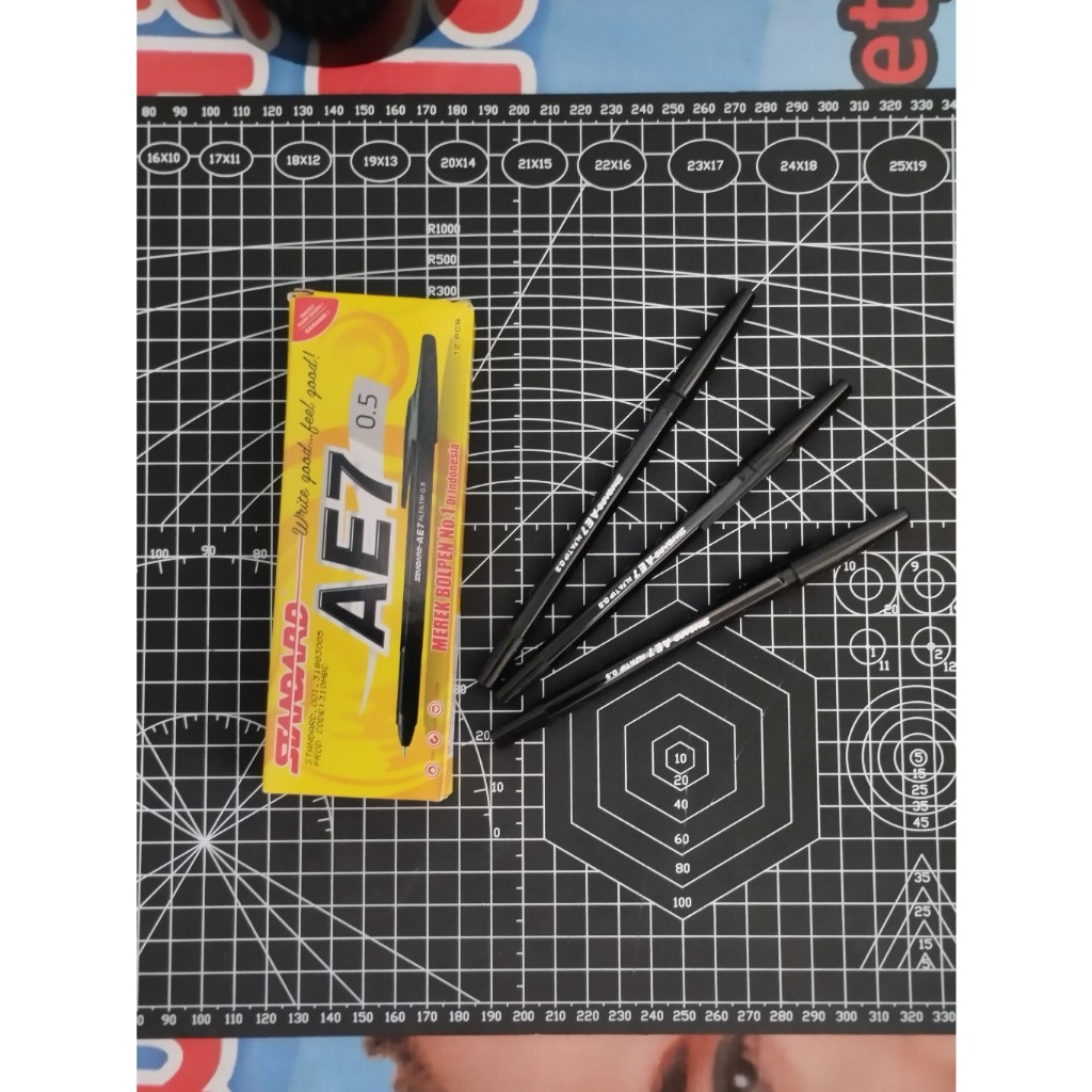 

(1 pcs) Pulpen Standard AE7 Hitam,Merah, Biru