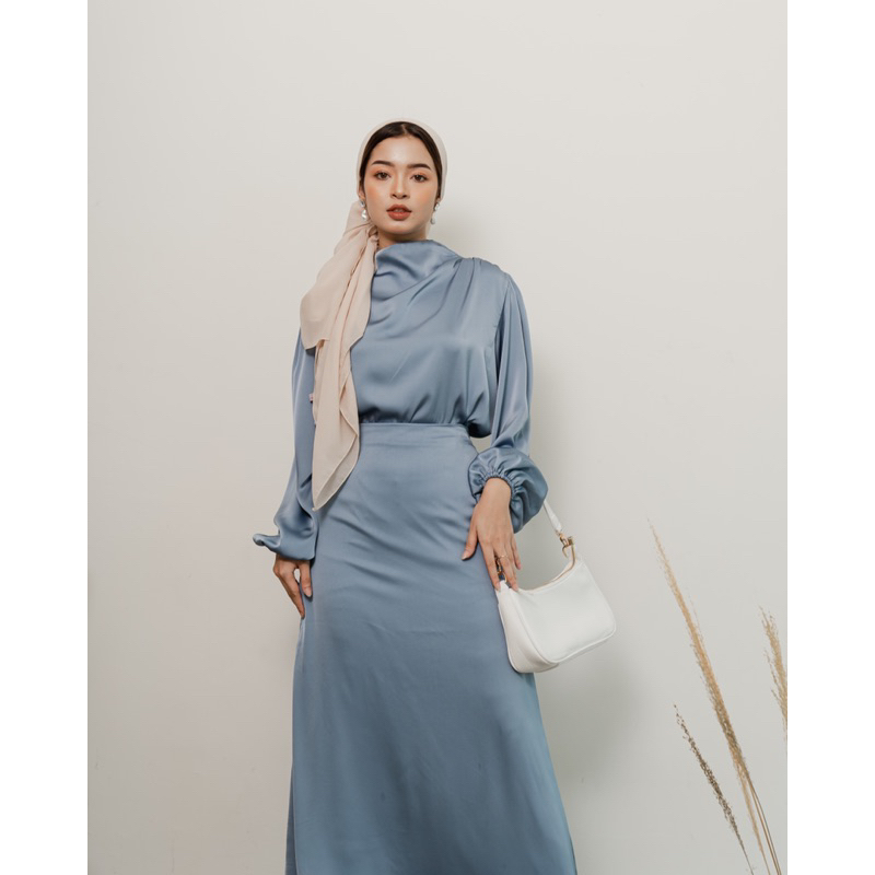 Ayliz Silk One Set | Rok silk | One Set Lebaran | Rok Satin Dove | Blouse Silk | Setelan Lebaran | O