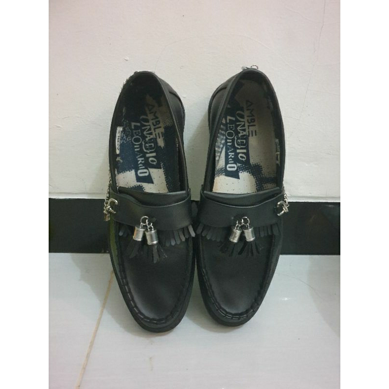 AMBLE-SepatuPria-CarterLiteVeganBlackxOnadioLeonardo