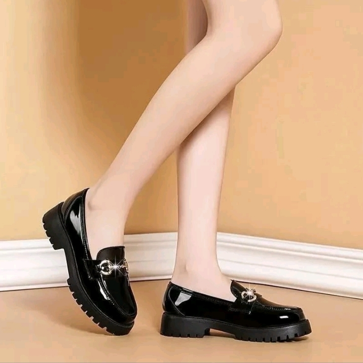 sale sepatu kerja pantofel wanita hitam karet sepatu docmart wanita kasual korea hitam oxfrod wanita