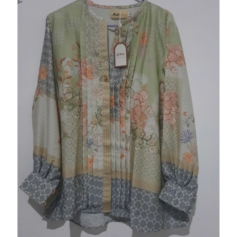 New Etincelle Blouse Muda Official Size M