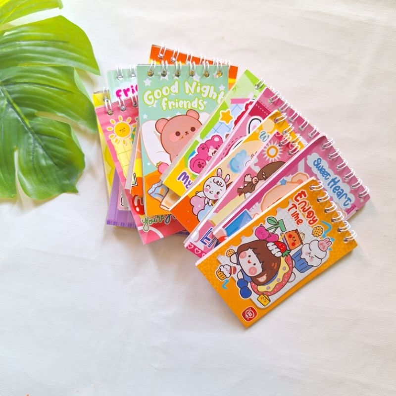 

gambar tajam NOTEBOOK MINI SPIRAL 30 LEMBARMOMO & KARTUN MIX