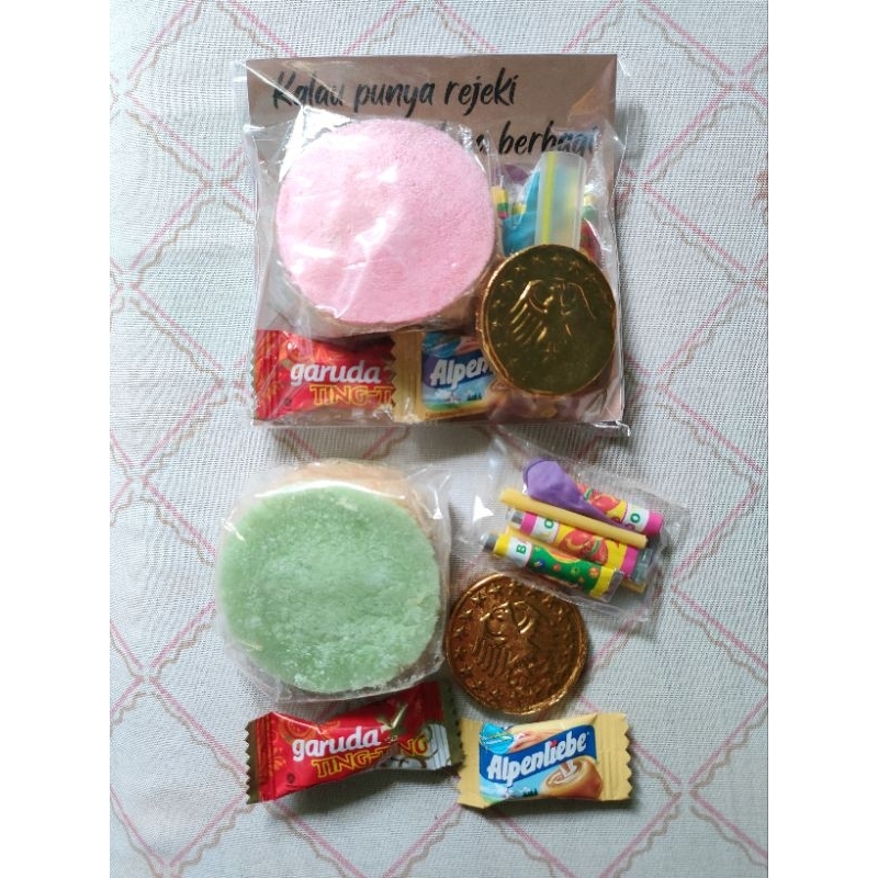 

Amplop Lebaran Jajan