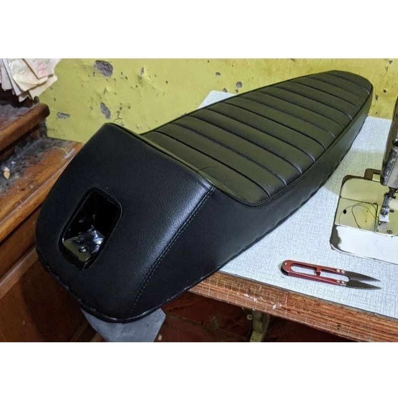 jok Vespa caferacer px ps exclusive super sprin/jok Vespa/jok Vespa murah