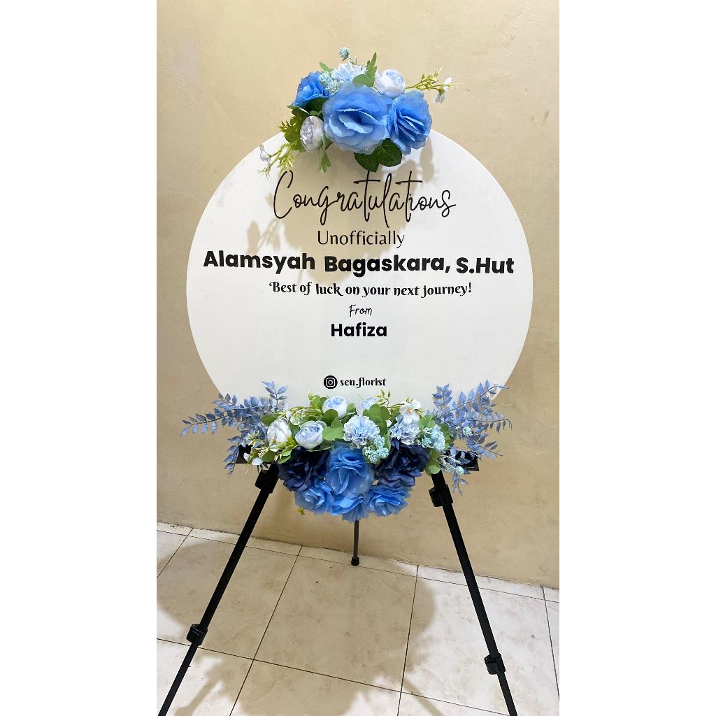 

Custom Cutting Sticker Papan Akrilik Tanpa PO