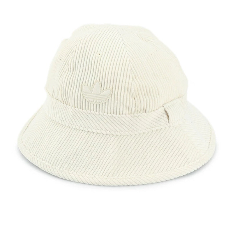 Adidas bucket hat#buttonscarves#nafapuspita#wearingklamby#zara#uniqlo