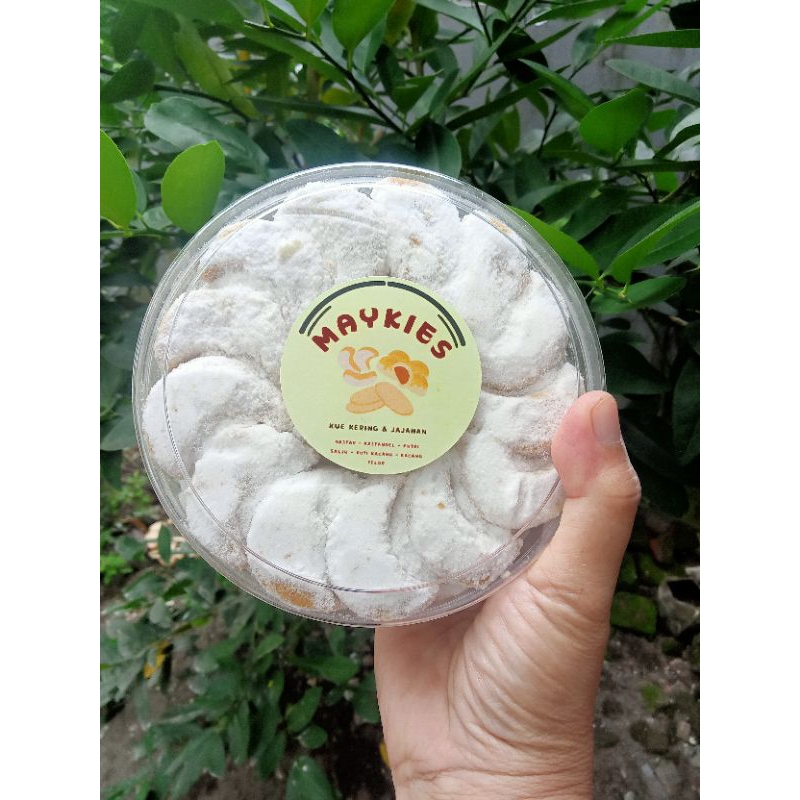 

putri salju toples