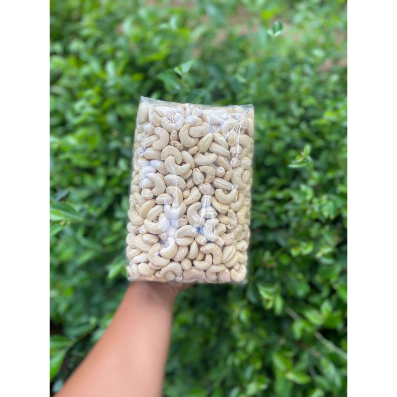 

Kacang mete BIASA MENTAH 500gram