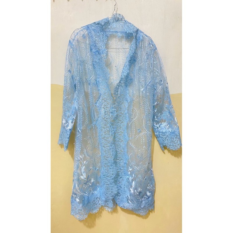 PRELOVED OUTER LUARAN KEBAYA BROKAT WARNA BIRU