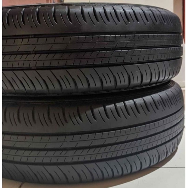 ban mobil ring 215/60 17 ban mobil merek Dunlop enasave ring 215/60 17