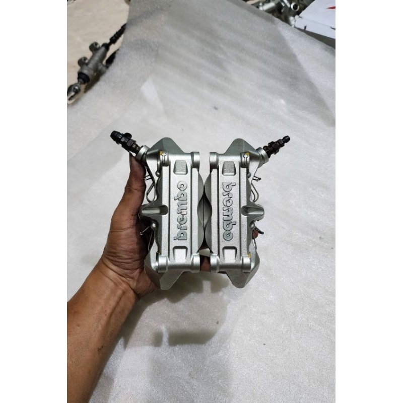 Kaliper brembo caliper radial pala babi limbah moge ducati Canam aprilia