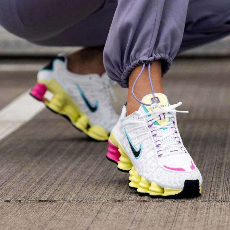 Sneakers Wanita Nike Shox TL Pastel