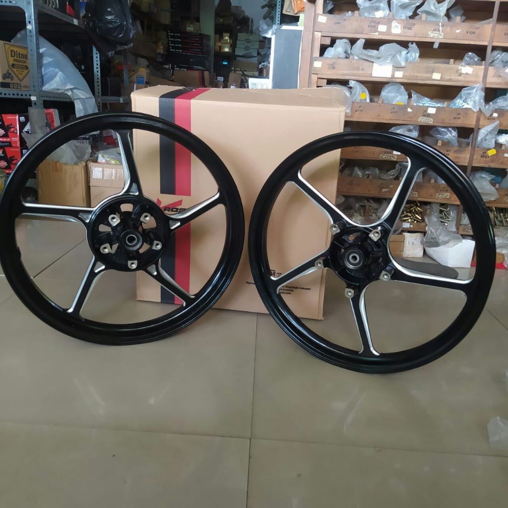 Sprint Velg Rossi Prime model Enkai MX King DD 160-17 + 185-17 Black silver Orange silver