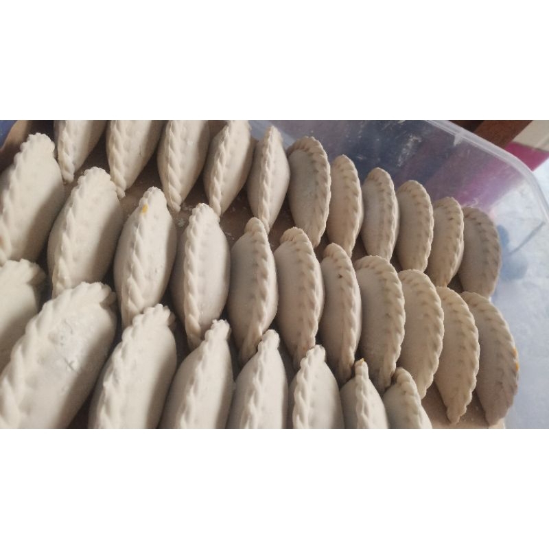 

cireng gemoy isi ayam suwir