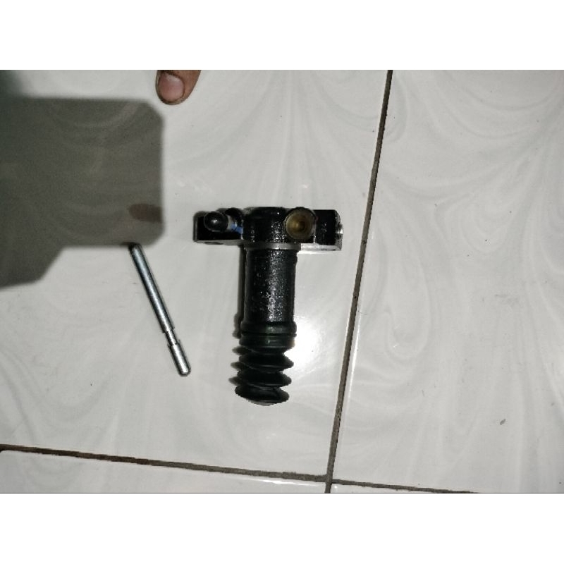 CO Assy Master Kopling Bawah Suzuki Escudo XL7 Old 00-06 Birkens 23820-65D00