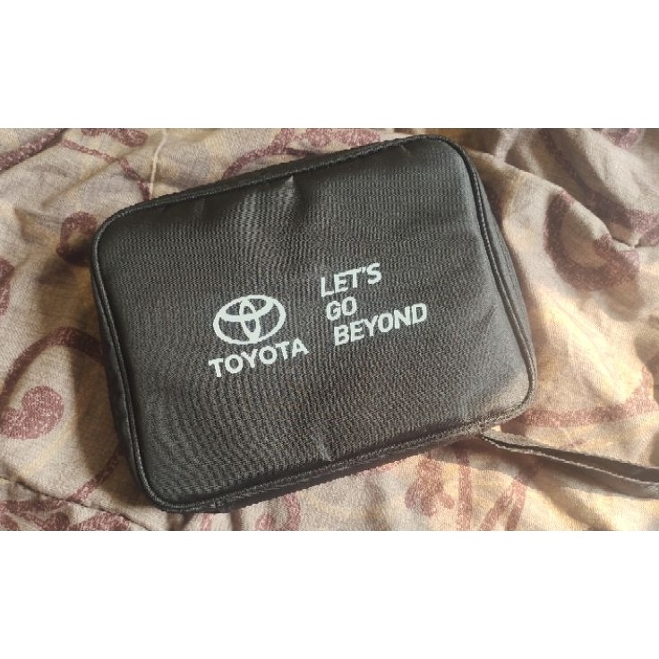 Order tas Buku Service Tas buku manual Merchandise Toyota  Tunas Toyota