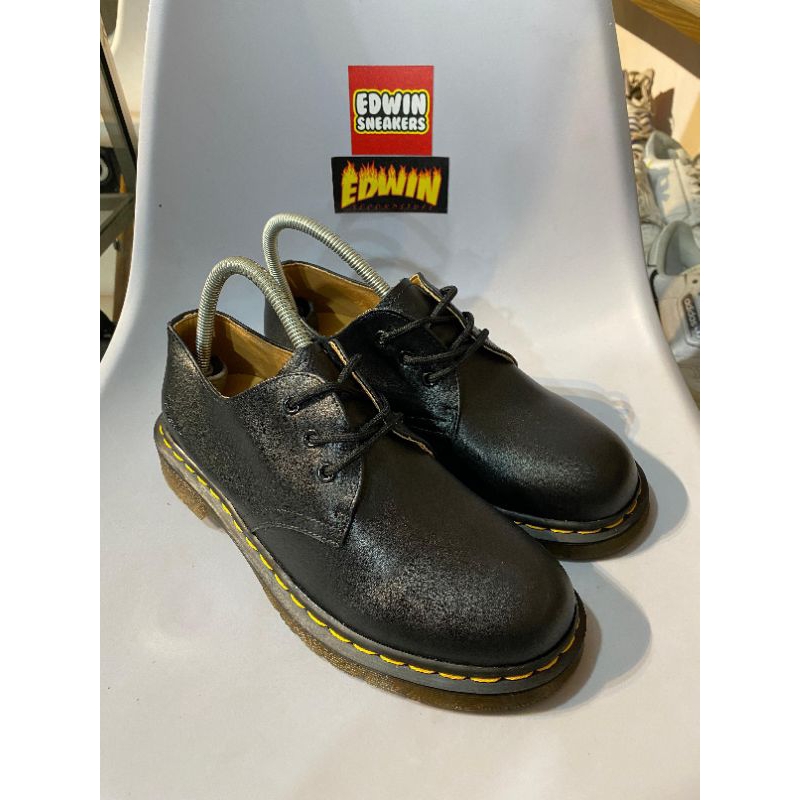 Sepatu Dr Martens