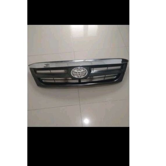 SPERPART FORTUNER 2005