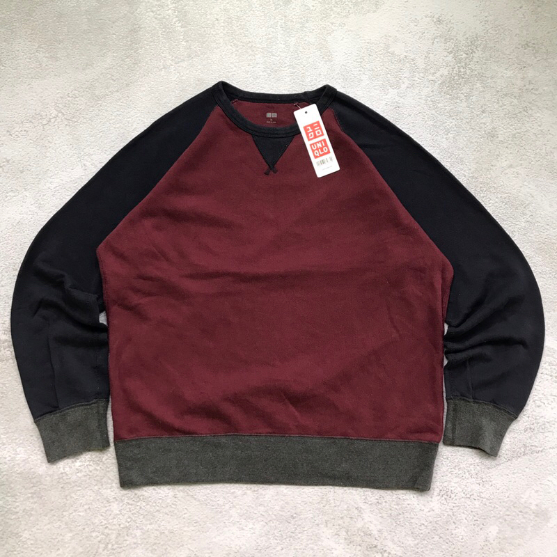 crewneck uniqlo second original , crewneck second original, crewneck basic , crewneck polos , crewne