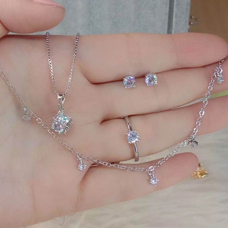 Buruan Beli SET PERHIASAN TITANIUM SILVER MATA SATU