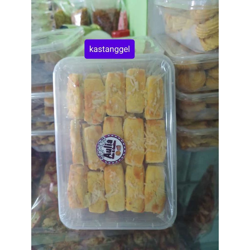 

kue kastanggel