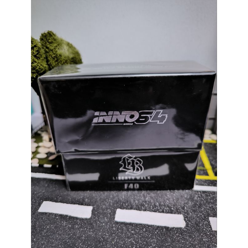 Inno64 LBWK F40 HongKong ToyCar Salon