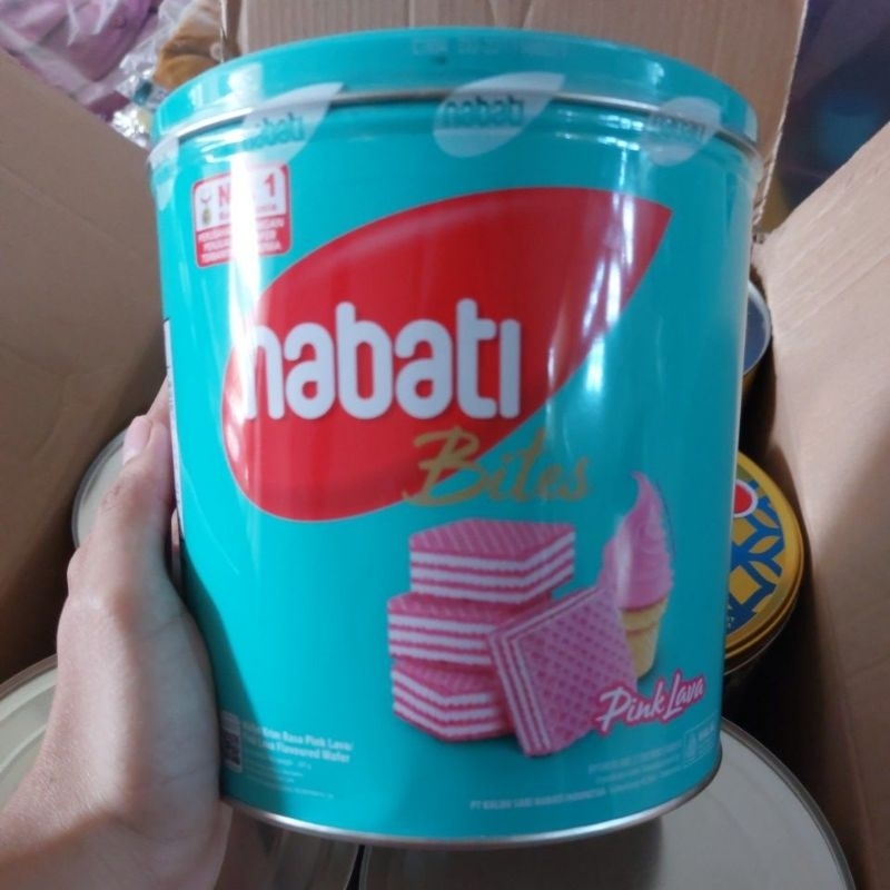 NABATI PINK LAVA KALENG