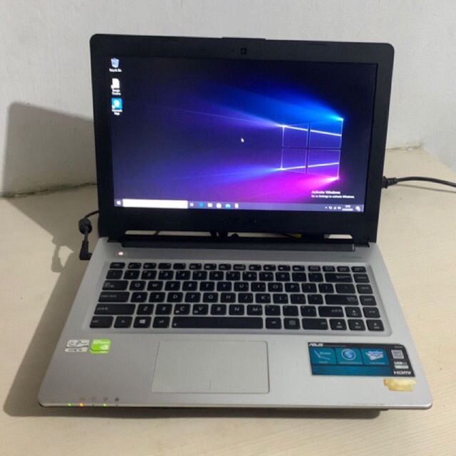Laptop ASUS i5 gen 3 Ram 8 SSD HDD dual vga