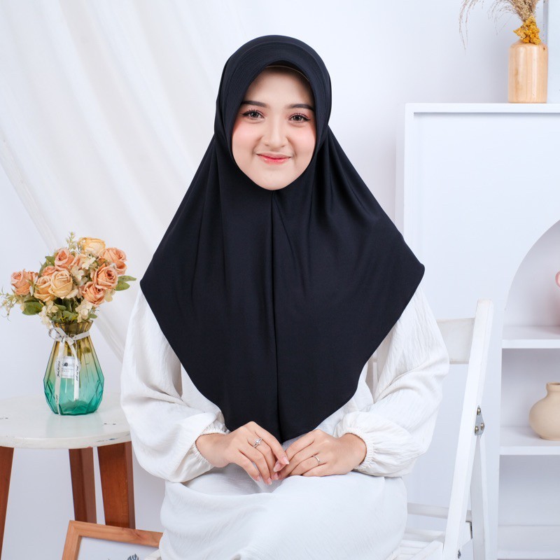 Hijab Kerudung Bergo Instan Hamidah Harian Menutup Dada Pet Tebal Sport Jersey Ukuran L